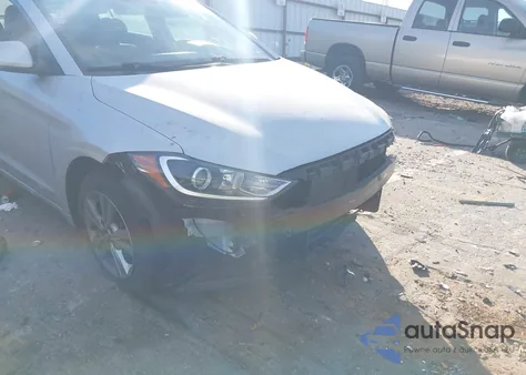 2017 Hyundai Elantra Se z USA, uszkodzony, nr VIN KMHD84LF1HU227912